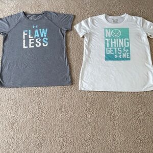 2 shirt bundle Under Armour white performance and gray cotton T-shirts
